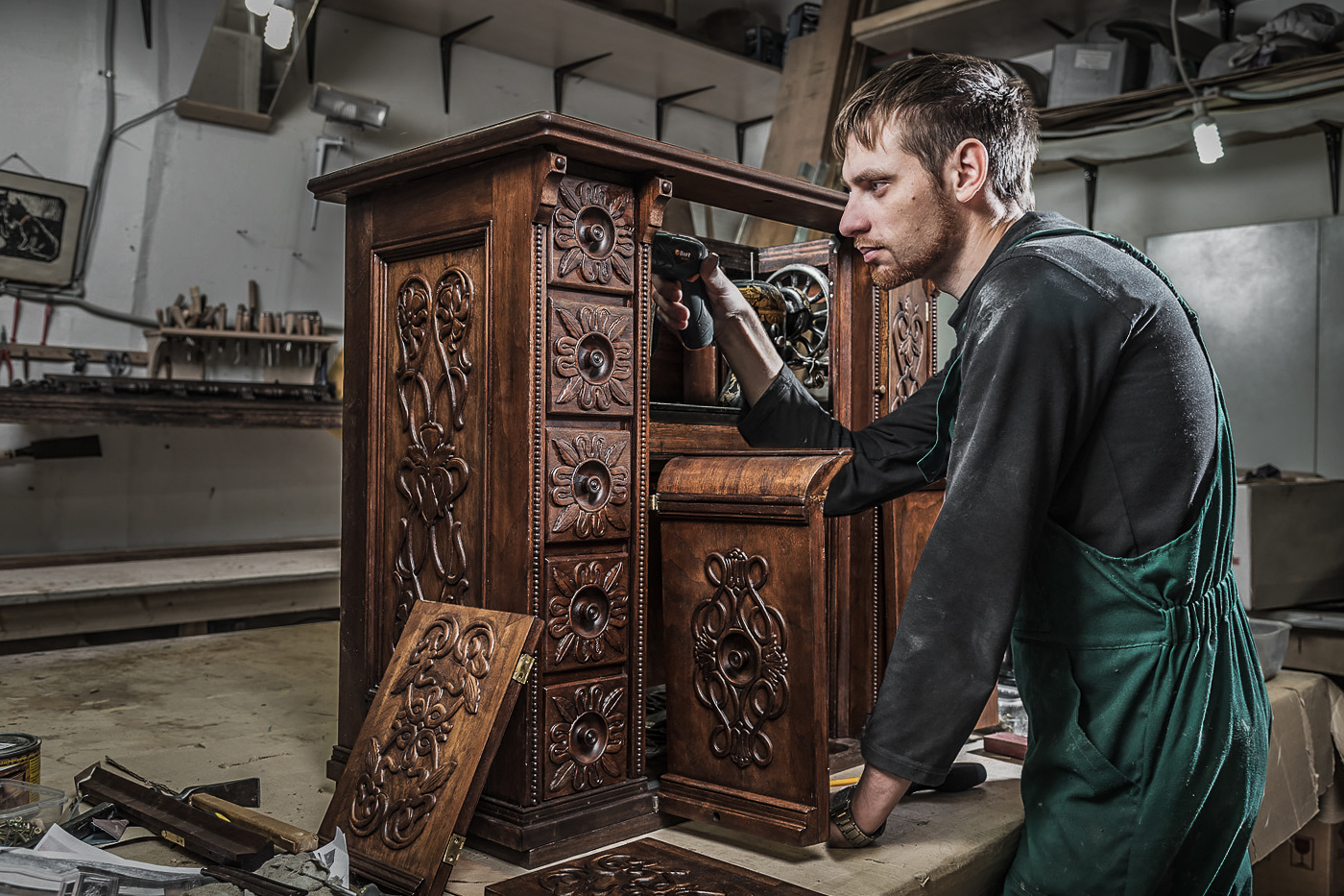 Furniture Restoration and Restoration: Breathing New Life in Things